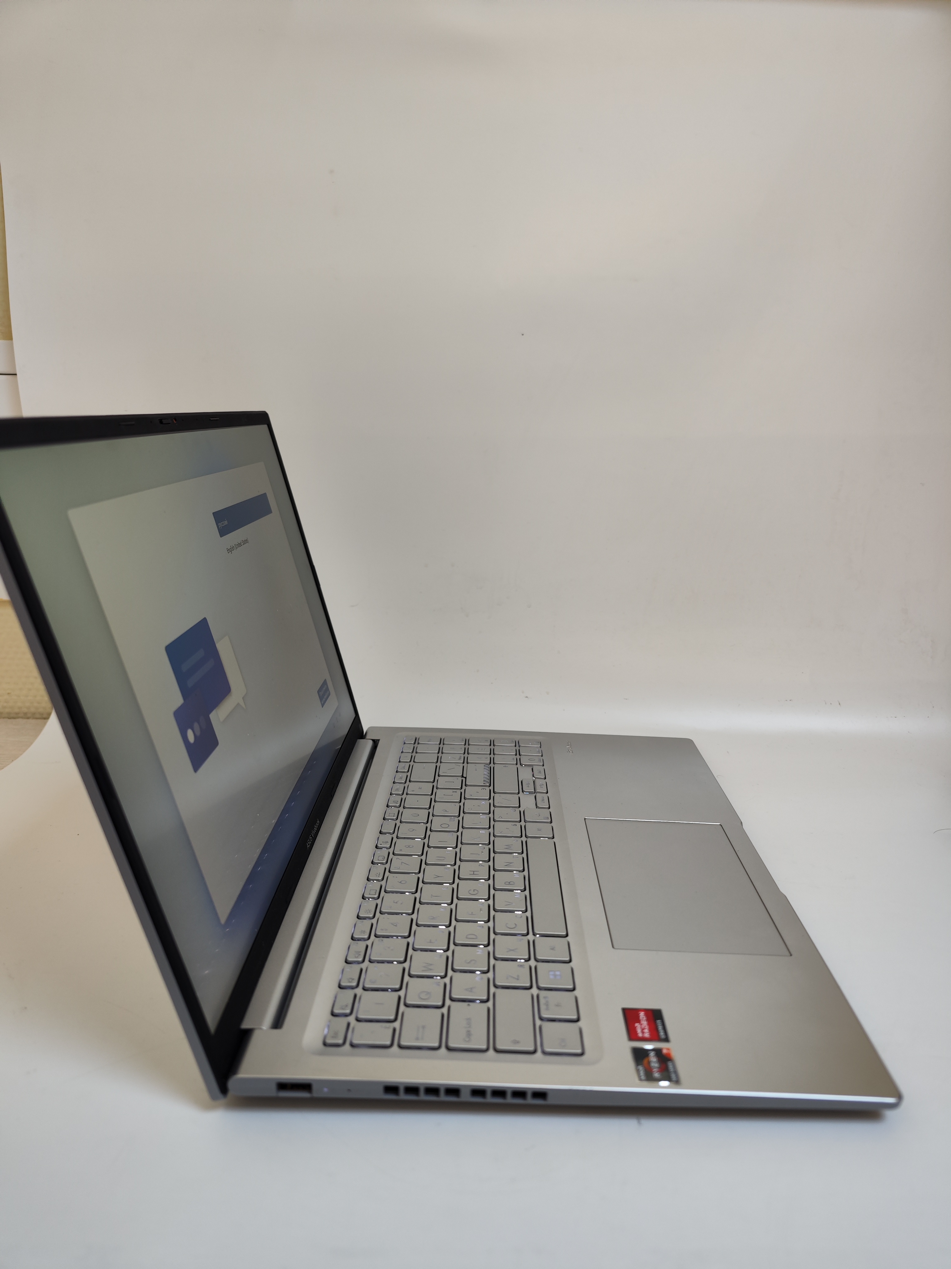 Vivobook 16 m1605ya mb340