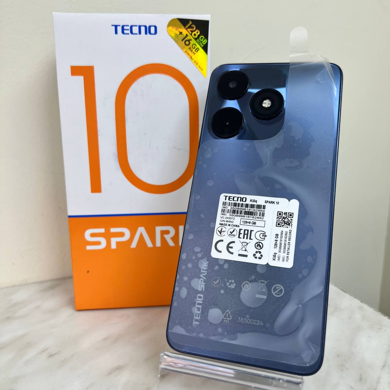 Телефон tecno отзывы. Techno Spark 10 8/128gb. Tecno Spark 20с 8 128gb White. Tecno Spark 20с 8/128gb Black.