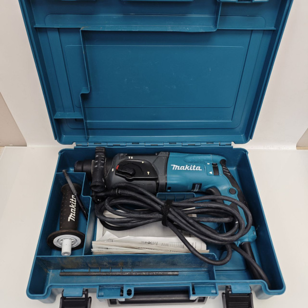 Перфоратор MAKITA HR2470