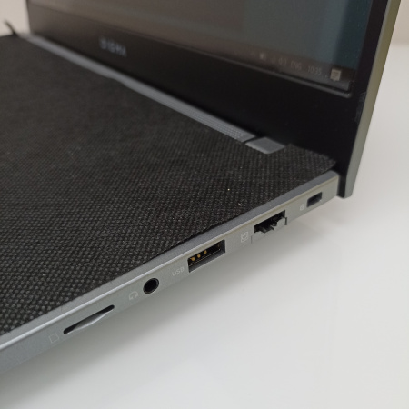 Ноутбук DIGMA PRO Fortis DN15P5-8DXW03 15,6"/  Intel Core i5 1035G1 1ГГц/ 8 Гб/ SSD 512 Гб/ Intel UHD Graphics