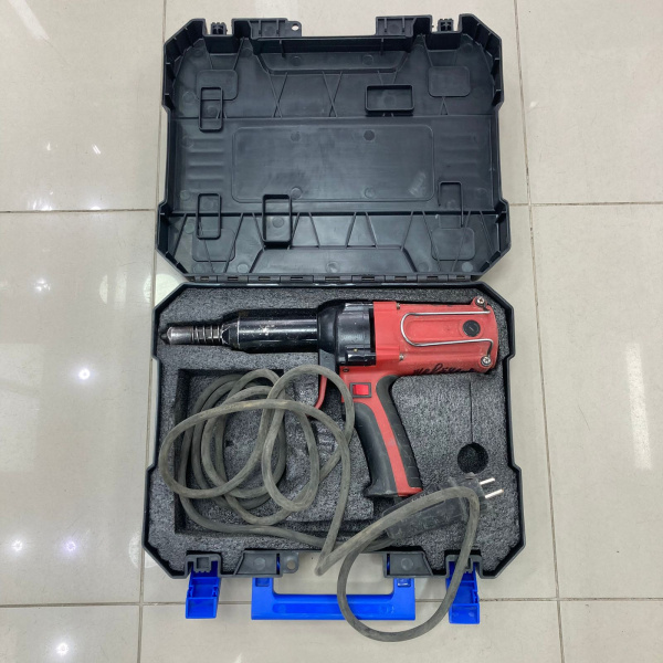 Заклепочник SKYTOOLS  sk1008