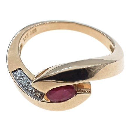 Кольцо из золота 585 пробы с бриллиантами и рубином с.