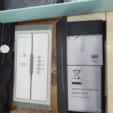 Наушники Bang & Olufsen BeoPlay H6