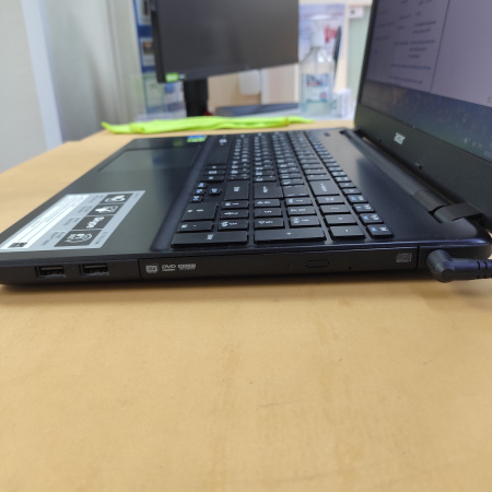 Ноутбук ACER Aspire e5-571g-539k 15,6"/ Intel Core i5 5200U/ 4 Гб/ HDD 500 Гб/ Nvidia GeForce 840M 2 гб