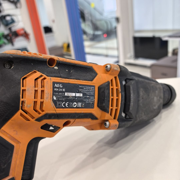 Перфоратор AEG KH24IE
