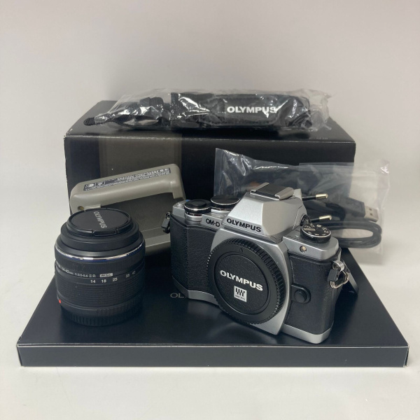 Фотоаппарат OLYMPUS om-d