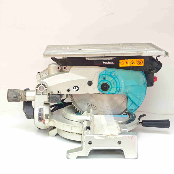 Торцовочная пила MAKITA lh1200f