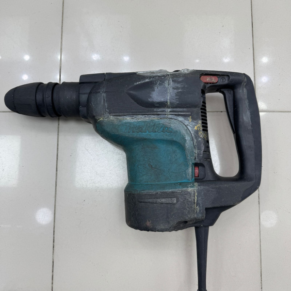 Перфоратор MAKITA hr4501c 