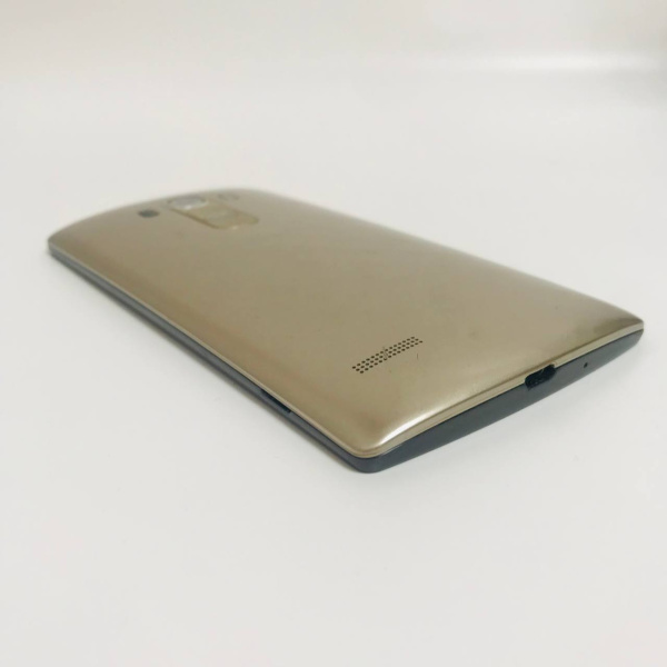 Мобильный телефон LG G4s 1/8 гб