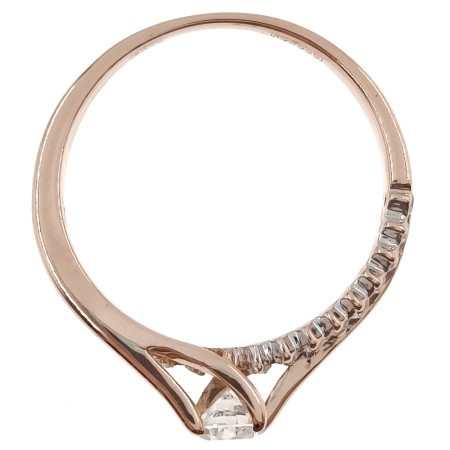 Кольцо из золота 585 пробы с бриллиантами