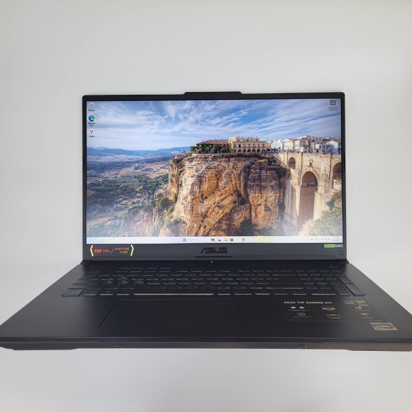 Ноутбук ASUS  FA 707 17,3"/ AMD Ryzen 7 7435HS/ 32 Гб/ 512 Гб/