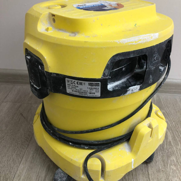 Пылесос KARCHER WD 2 Plus