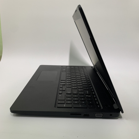 Ноутбук оутбук DELL Latitude 3580/ 4 Гб/ hdd 500 Гб
