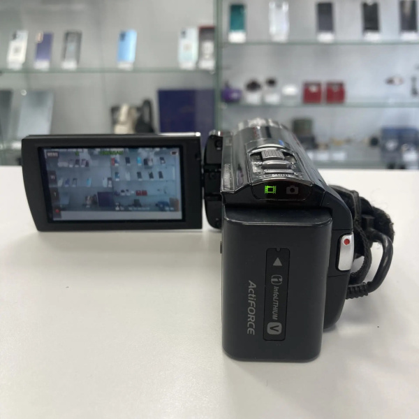 Видеокамера SONY  hdr-cx130e