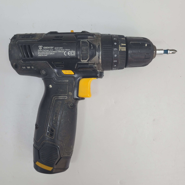 Шуруповерт DEKO GCD gcd12du3