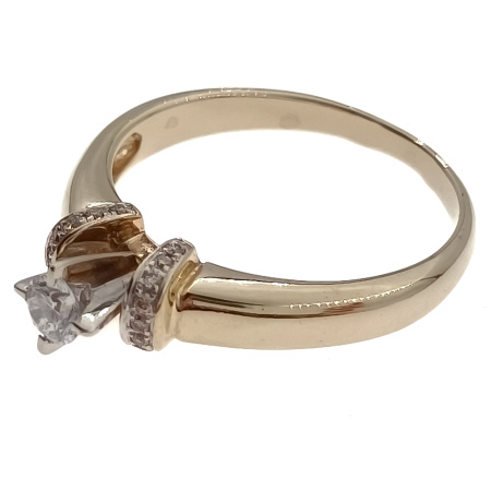 Кольцо из золота 585 пробы с бриллиантами