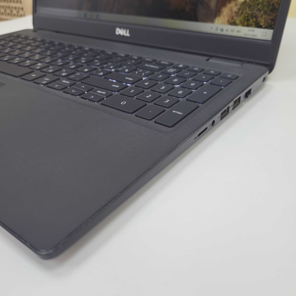 Ноутбук DELL  Latitude 3510 15,6"/ Intel Core i3-10110U/ 8 Гб/ 256 Гб/