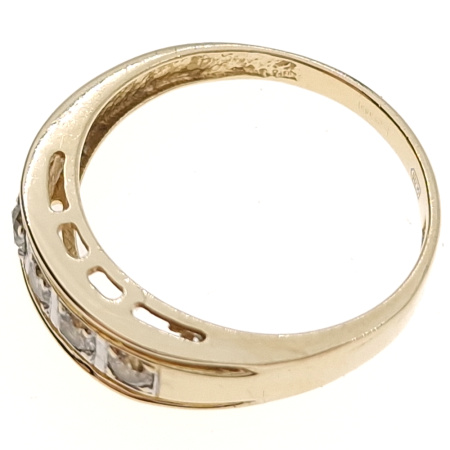 Кольцо из золота 585 пробы с бриллиантами