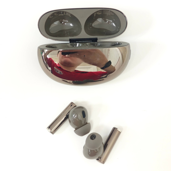 Наушники REALME  buds air6 pro