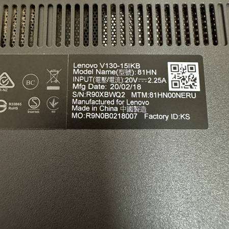 Ноутбук Lenovo V130-15IKB 15,6"/Core i3 7020U/ 4 Гб/ hdd 500 Гб