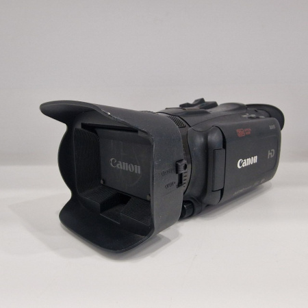 Видеокамера Canon XA15