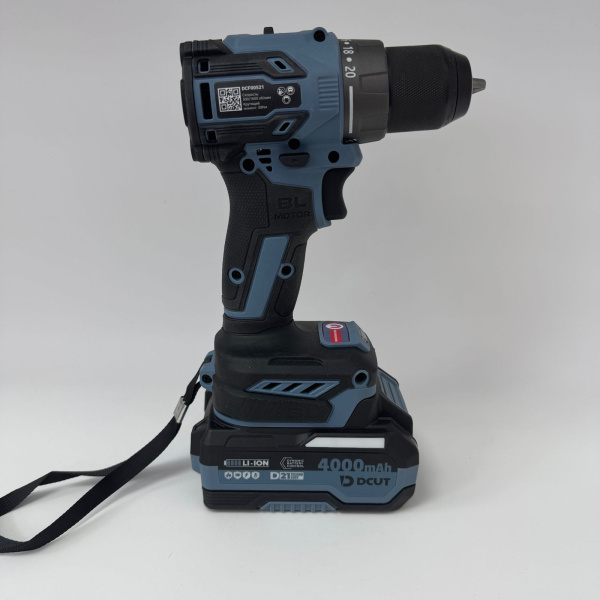 Шуруповерт dcut dcf00521