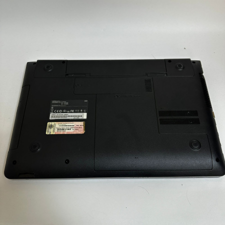 Ноутбук Samsung NP355U5C 15,6"/ AMD-A6 4400M/ 4 Гб/ hdd 500 Гб