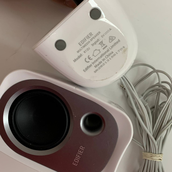 Колонки EDIFIER R12U