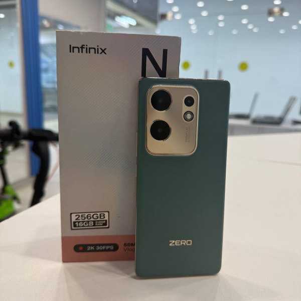 Мобильный телефон INFINIX Zero 30 8/256 гб