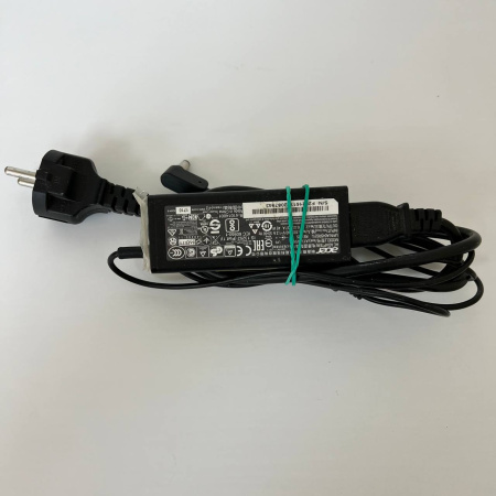 Ноутбук Acer Aspire A315-21 3 N17Q3 15,6"/ AMD A9-9420, 3 ГГц/ 4 Гб/ HDD1TB