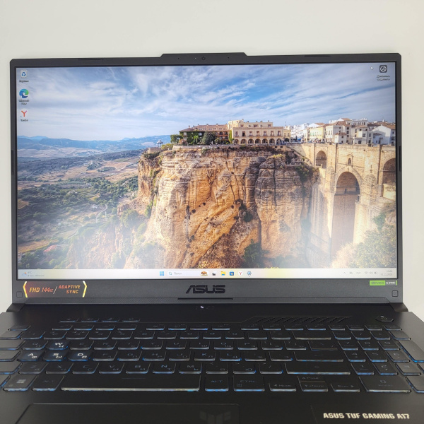 Ноутбук ASUS  FA 707 17,3"/ AMD Ryzen 7 7435HS/ 32 Гб/ 512 Гб/