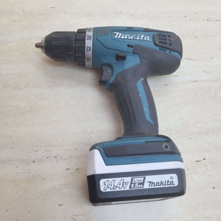 Шуруповерт MAKITA DF347D