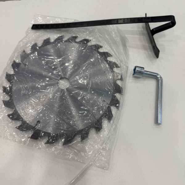 Пила дисковая GT 300-001 с указателем