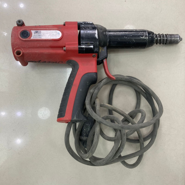 Заклепочник SKYTOOLS  sk1008