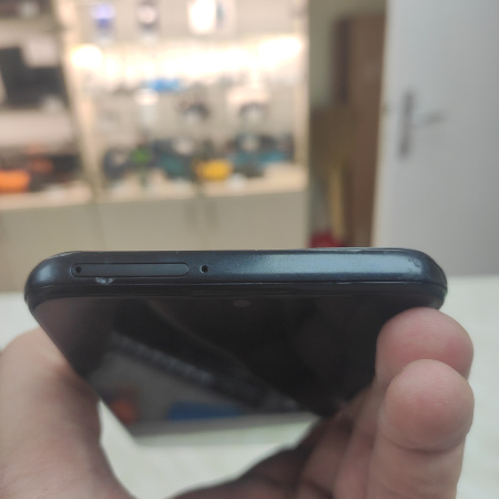 Мобильный телефон Honor X7 4/128 гб