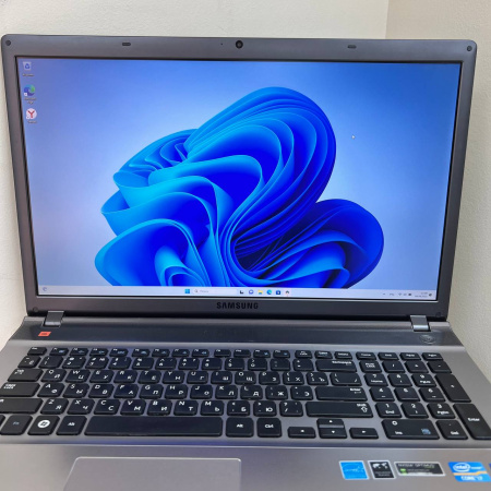 Ноутбук SAMSUNG NP-550 P7C/  Intel Core i7 3630QM/ 8 Гб/ 2 Тб