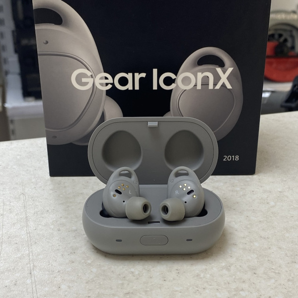 Наушники SAMSUNG Gear IconX 2018 sm-r140