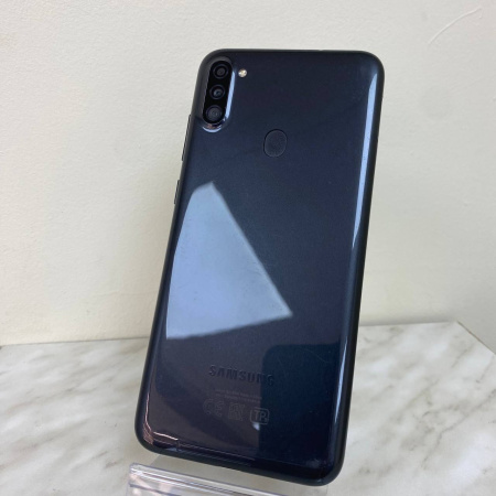 Мобильный телефон Samsung A11 2/32 гб