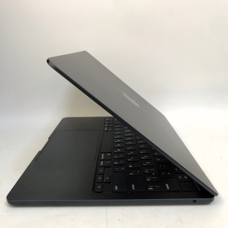 Ноутбук APPLE MacBook Air 2022 г. A2681 13,6"/ Apple M2/ 8 Гб/ 256 Гб/ Apple M2