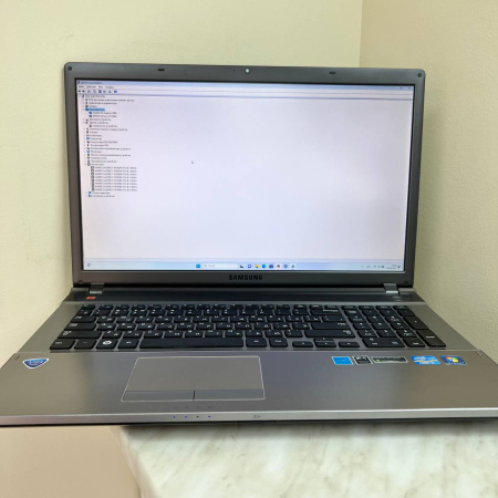 Ноутбук SAMSUNG NP-550 P7C/  Intel Core i7 3630QM/ 8 Гб/ 2 Тб