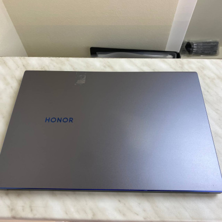 Ноутбук Honor MagicBook 14 (nbl-waq9hnr) 14"/ Ryzen 5 3500u/ 8 гб/ SSD 256 гб/ Radeon Vega 8