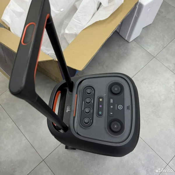 Портативная колонка JBL 320 party box