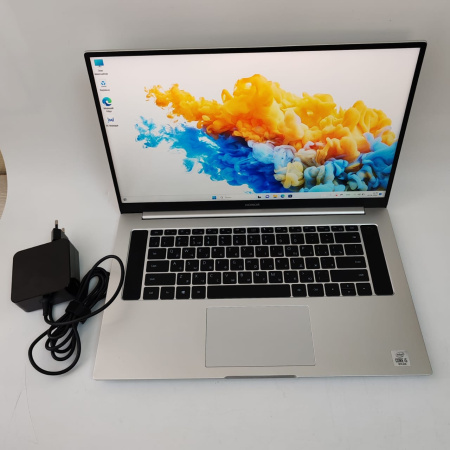 Ноутбук HONOR HBB-WAH9PHNL 16,1"/ Intel Core i5-10210U/ 16 Гб/ 512 Гб/ GeForce MX350