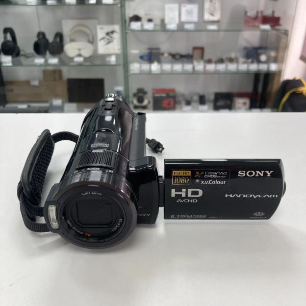 Видеокамера SONY  hdr-cx7