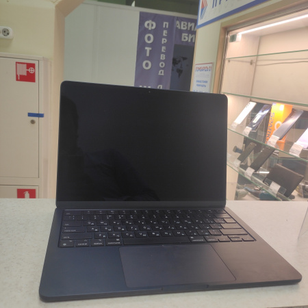 Ноутбукк Apple MacBook Air (M2, 2022 г.) 13,6"/ Apple M2/ 8 гб/ SSD 256 гб