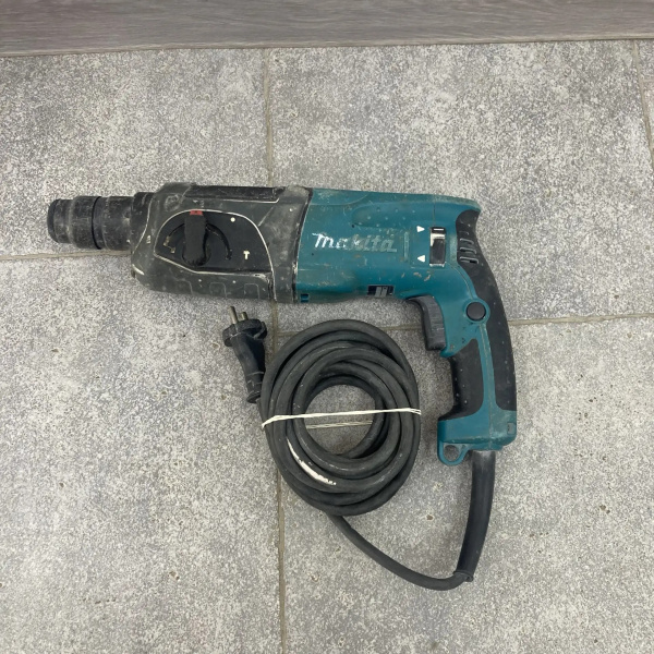 Перфоратор MAKITA HR2470 