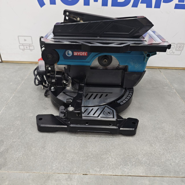 Торцовочная пила biyoti byt-ms210