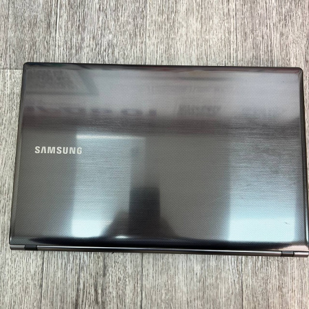 Ноутбук SAMSUNG NP-550 P7C/  Intel Core i7 3630QM/ 8 Гб/ 2 Тб