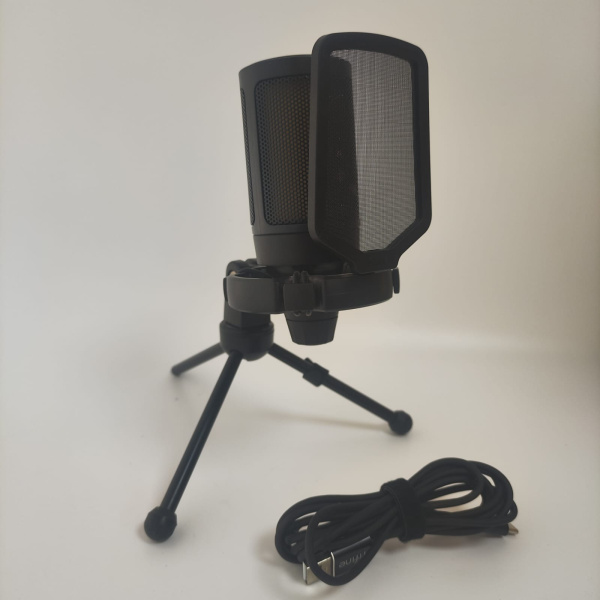 Микрофон Fifine AmpliGame A6 черный