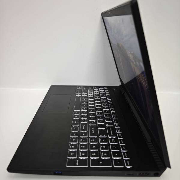 Ноутбук THUNDEROBOT thunderobot 911 air xs d thunderobot 911 air xs d 15,6"/  Intel Core i5-12450H/ 8 Гб/ 256 Гб/